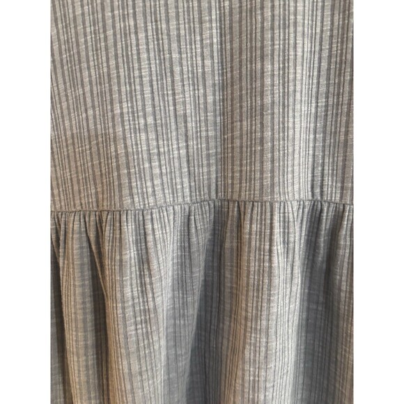 Art Class Girl’s Large 10-12 Gray Dress. Buttons - Picture 7 of 16